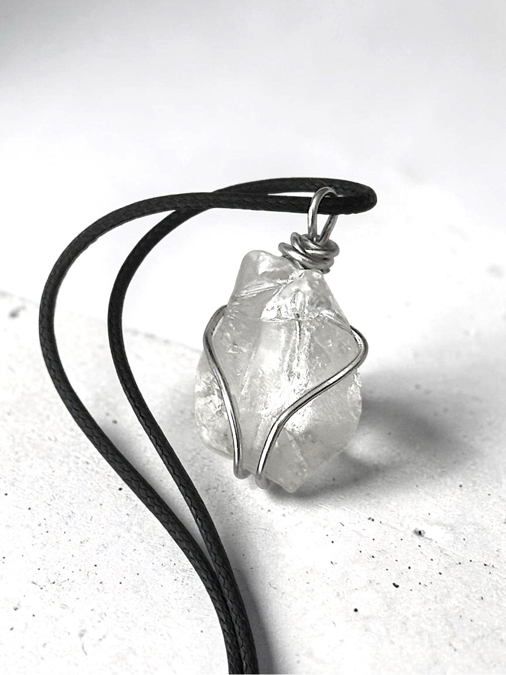 5 For $25💫Clear Quartz Wire-Wrapped Pendant Necklace